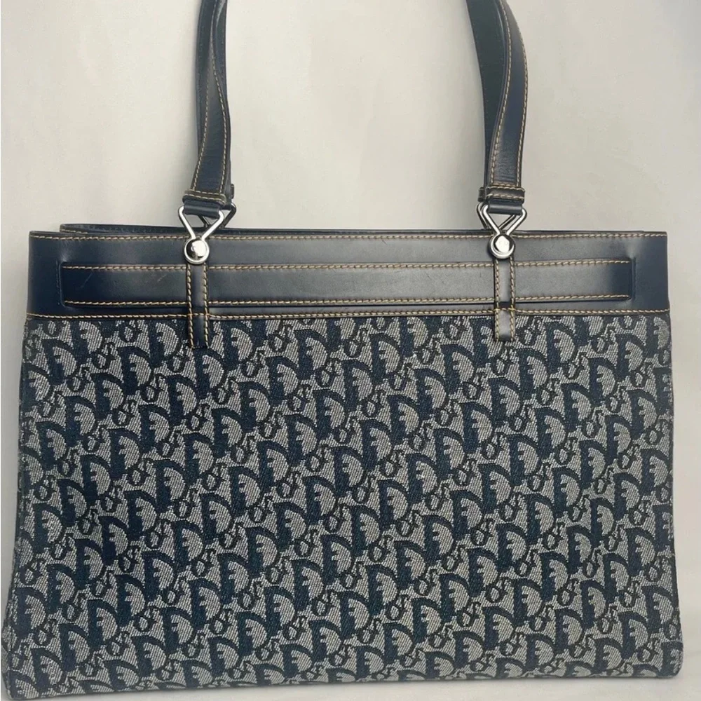 Dior Bags - Picture 5 of 13